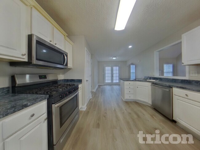 718 Creekridge Ct, Temple, GA 30179 - photo 6