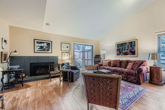 2751 Glenwood Dr unit ID1356394P, Boulder, CO 80304 - photo 5