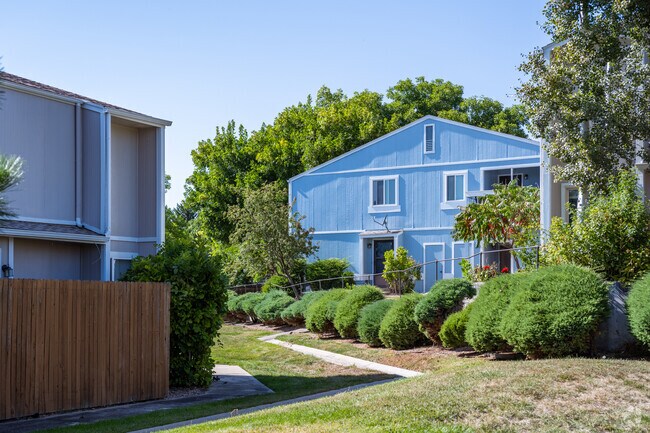 A residence with lush vegetation in Westdale in Arvada, Colorado