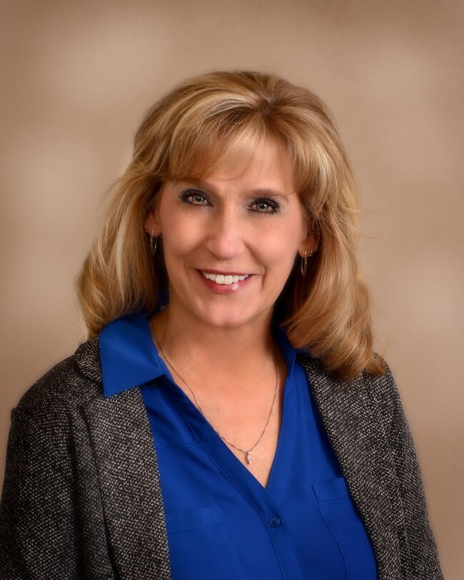 Lisa Steele