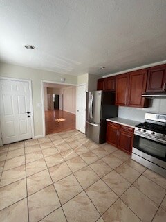 1600 41st Ave Unit 2, Oakland, CA 94601