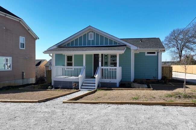 Smaller craftsman homes are also available in Arsenal Hill.
