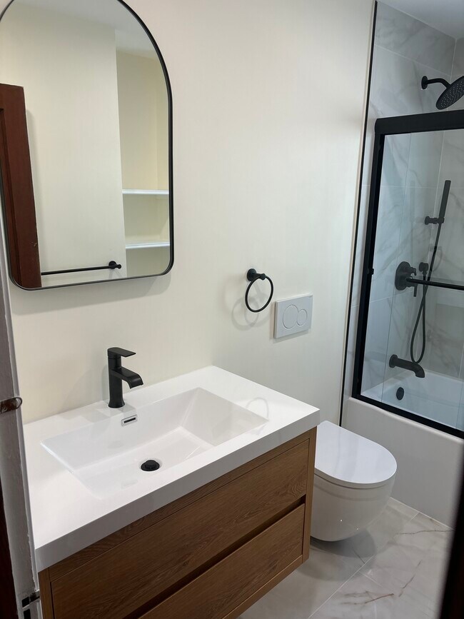 529 School St unit 1, Belmont, MA 02478 - photo 3