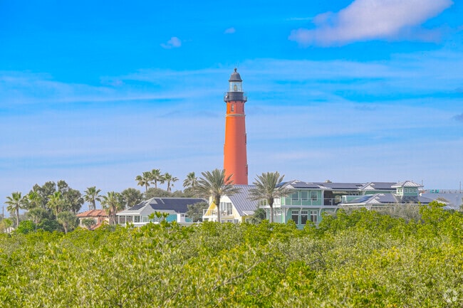 The Ponce Inlet lighthouse is a focal point at Lighthouse Point Park.