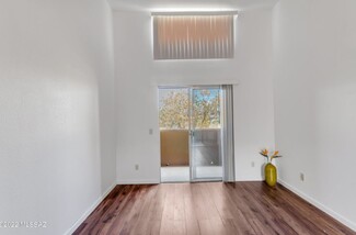 1810 E Blacklidge Dr Unit 1023, Tucson, AZ 85719