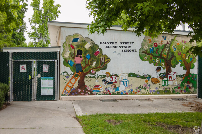Calvert Charter for Enriched Studies is a Charter Elementary School in
Woodland Hills, Woodland Hills CA.