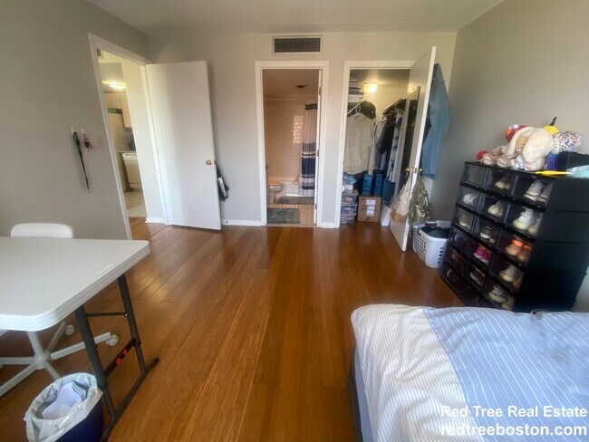 85 Brainerd Rd unit 3, Allston, MA 02134 - photo 7