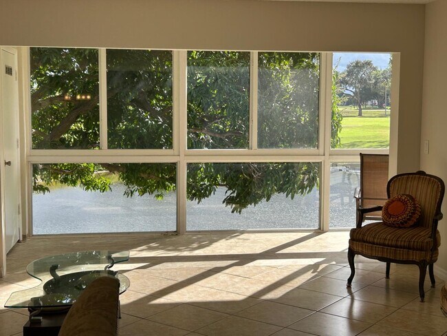 129 Piedmont C unit Kings Point, Delray Beach, FL 33484 - photo 7