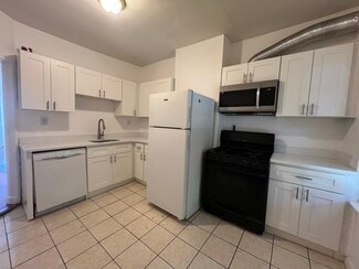 846 Huntington Ave Unit 3, Boston, MA 02115