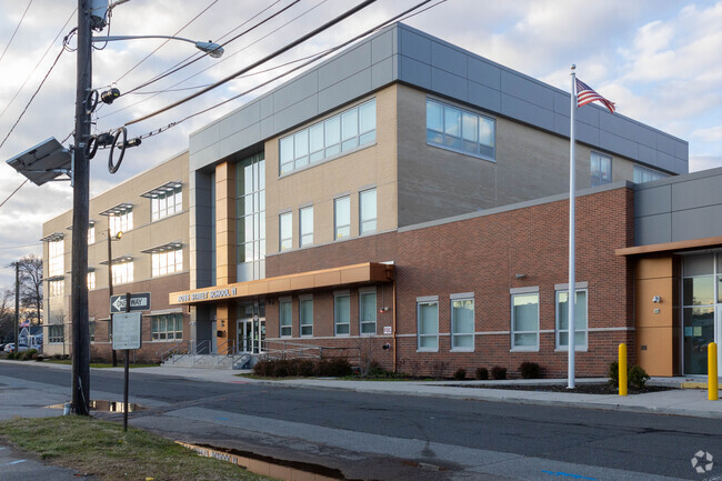 The Ross Street Elementary School is ranked 992 in NJ Elementary Schools.
