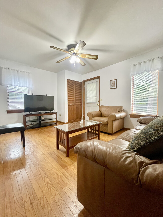 7 W Ann St, Oneonta, NY 13820