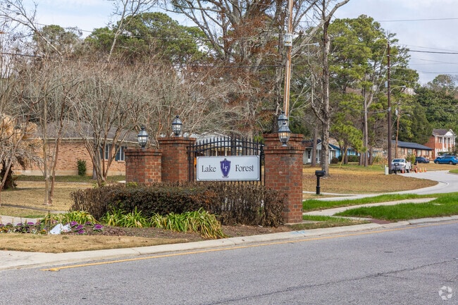 Lake Forest is a large well-established Daphne neighborhood with a variety of home styles.