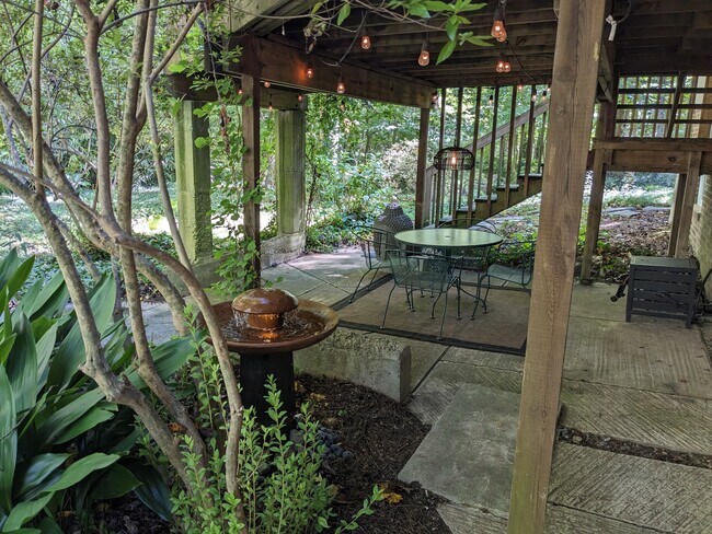 314 Glendale Dr unit 1, Chapel Hill, NC 27514 - photo 2