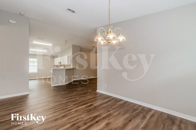 7354 Ironside Dr N, Jacksonville, FL 32244 - photo 5