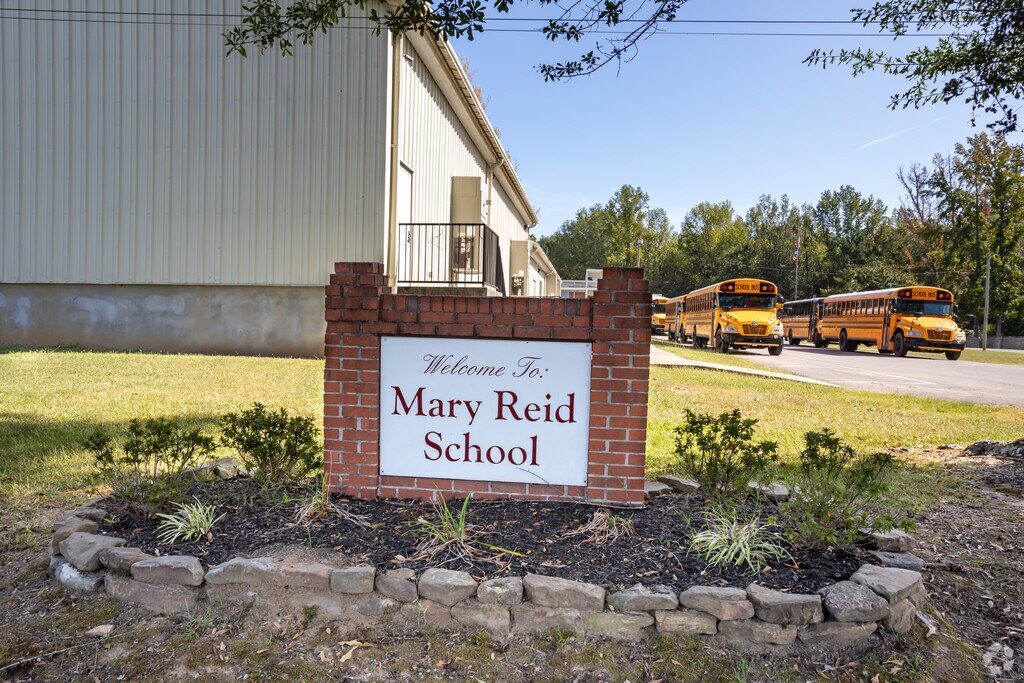 Mary Reid School serves Marshall County Students in grades K-6.