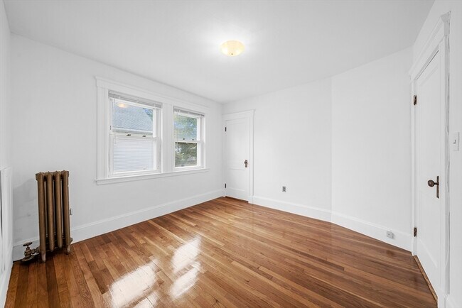 177R Faneuil St unit 2, Boston, MA 02135 - photo 6
