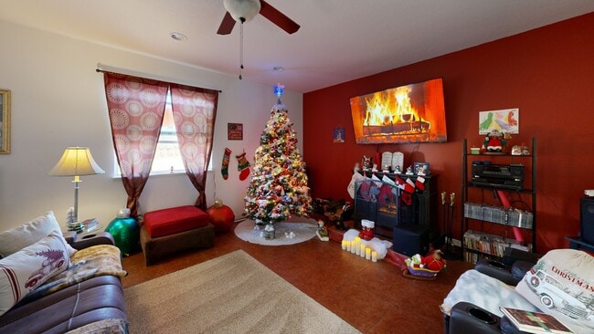 205 Tifton St, Winter Haven, FL 33880 - photo 2