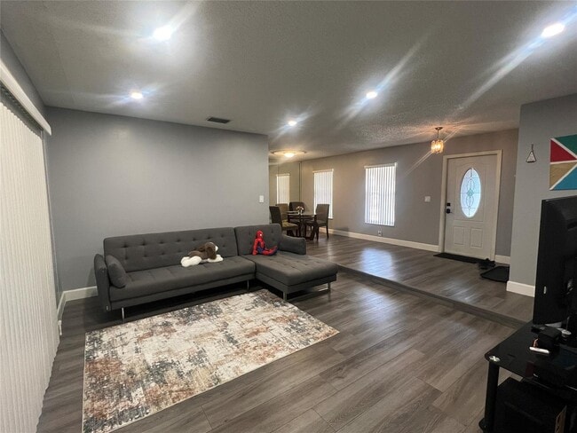 7975 NW 8th St, Margate, FL 33063 - photo 3