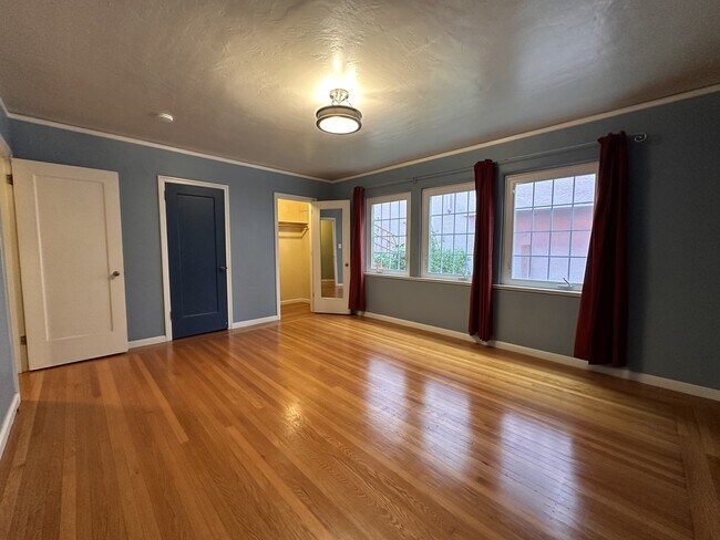 614 Brooklyn Ave, Oakland, CA 94606 - photo 5