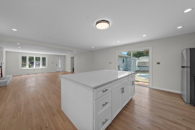 3 Park Place, Helmetta, NJ 08828 - photo 4