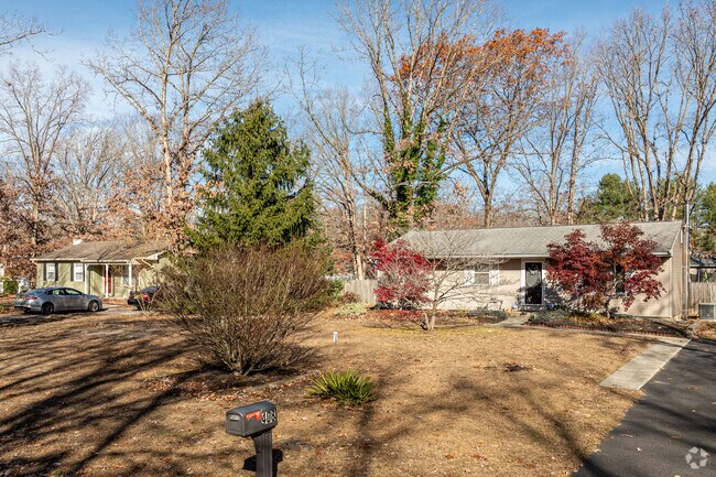 Older ranch homes can come in many styles and colors in Chesilhurst.