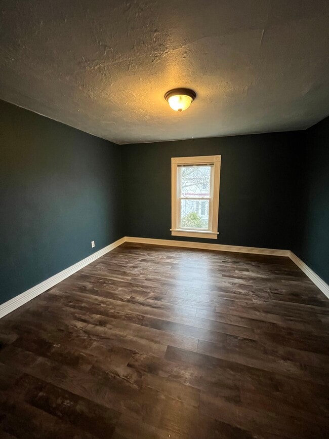 532 Otter Ave unit 532A, Oshkosh, WI 54901 - photo 7