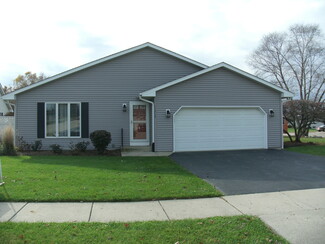 11313 Douglas Ave, Huntley, IL 60142