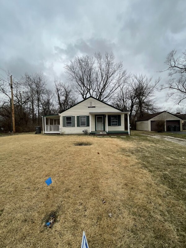 3015 E 35th St, Indianapolis, IN 46218 - photo 1