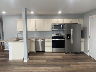 210 W Main St Unit 2, Cherokee, IA 51012