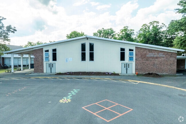 Ernest C. Myer School has 203 students in grades K-4 with a student-teacher ratio of 10 to 1.