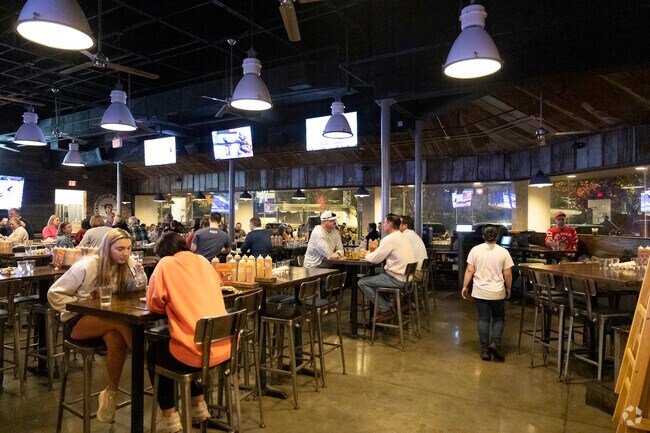 Home Team BBQ serves smoky goodness minutes from Columbia's University Hill.