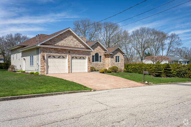 Single family Colonials in Oak Grove Village, stand out with their spacious and formal layouts.