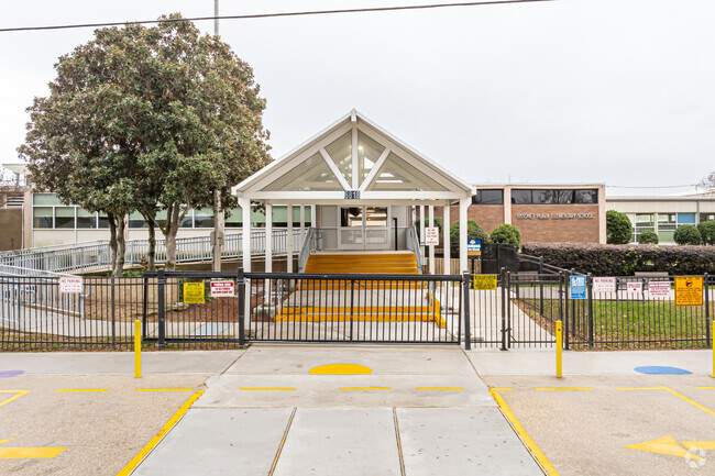 At Bissonet Plaza Elementary School everyone in the educational program deserves respect.
