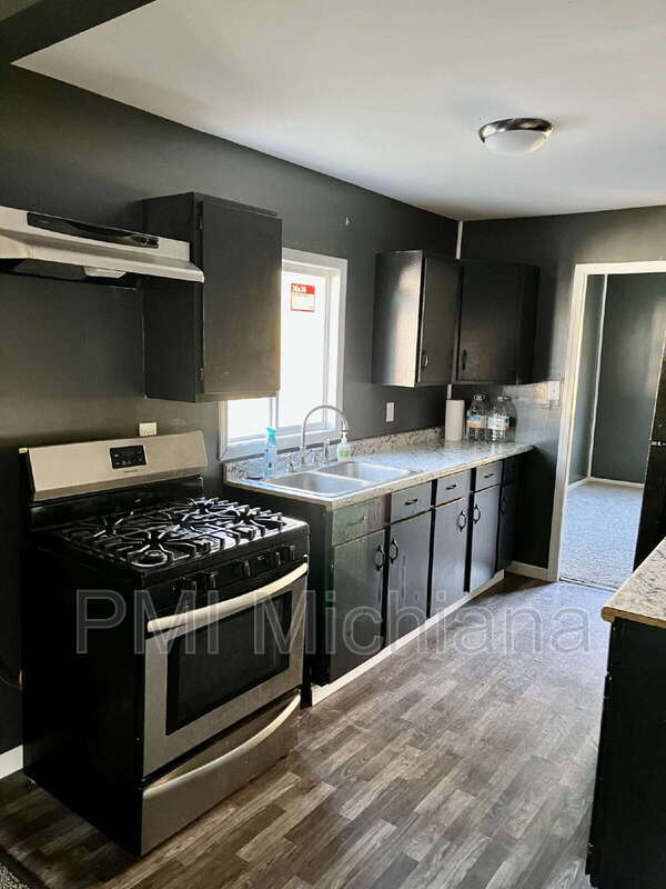 261 N Kenmore St, South Bend, IN 46619 - photo 6