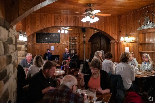 Norton residents love going to Wolf Creek Tavern for the great food, service and entertainment.