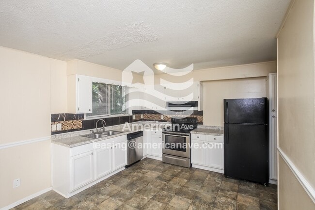 1859 Woodsboro Dr, Columbia, SC 29210 - photo 7