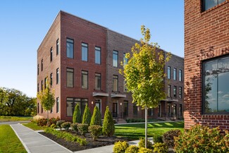 502 Riverfront Ln, Columbus, OH 43201