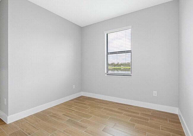 13408 Lake Gallagher Drive St unit 37000973, Dover, FL 33527 - photo 3