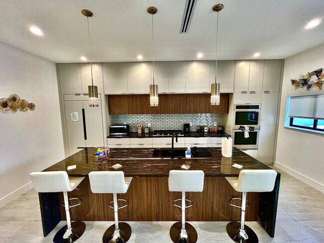 648 NE 16th Terrace unit ID1369641P, Fort Lauderdale, FL 33304 - photo 5