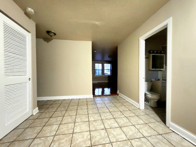 4850 W Adams St unit G1, Chicago, IL 60644 - photo 7