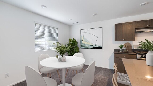 16613 Blue Pine St unit 36040657, La Pine, OR 97739 - photo 6