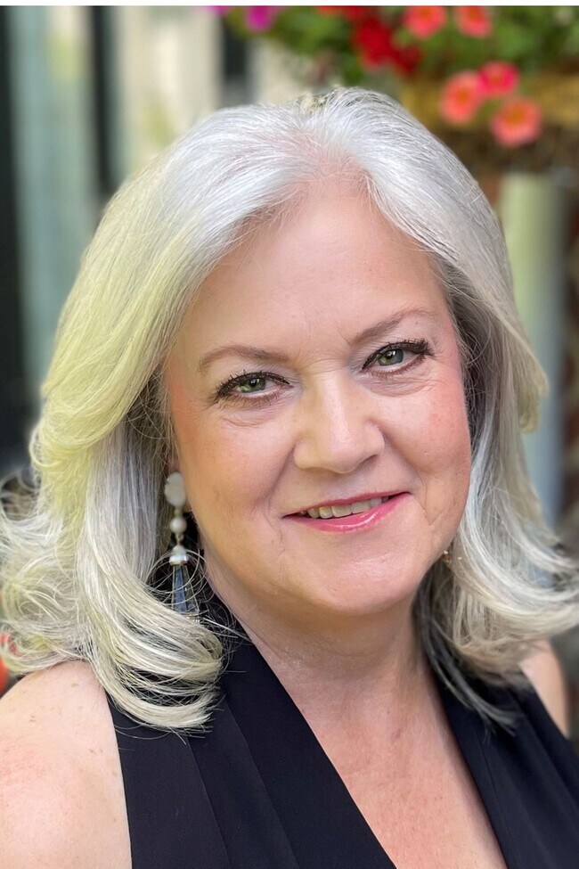 Katherine Cuno
