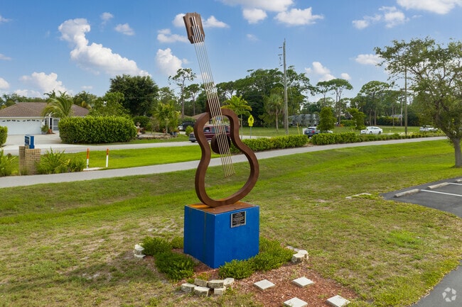Bonita Springs Middle Center For The Arts in Bonita Springs has music, theater & choral classes.
