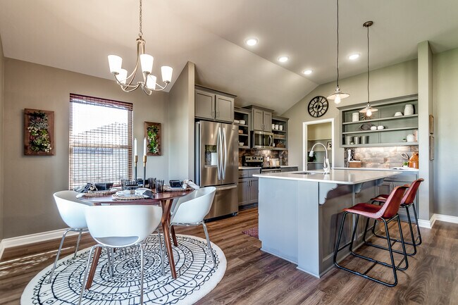 13216 SW 4th St unit 36492261, Yukon, OK 73099 - photo 5