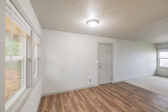 3497 Felton St S, Salem, OR 97302 - photo 5