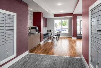 2180 State Hwy 13, Mendota Heights, MN 55120