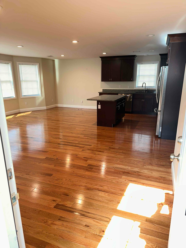 32 Alaska St, Providence, RI 02904