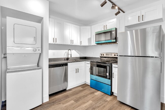 801 SW 15th Ave unit 1, Fort Lauderdale, FL 33312 - photo 6