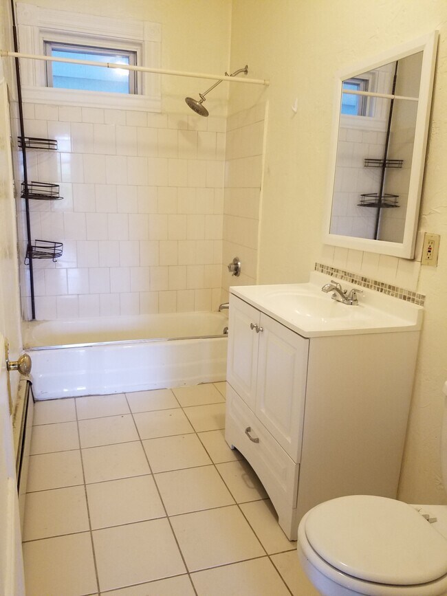 77 Walnut St unit 1, Brookline, MA 02445 - photo 5