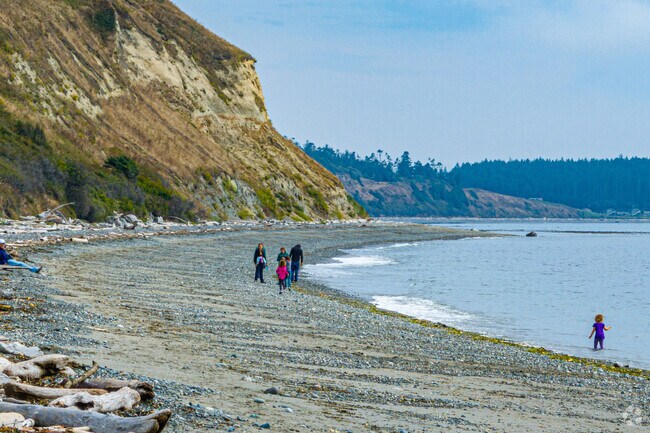 Ebey's Landing is a stunning beach with outstanding views in the Penn Cove Park neighborhood.